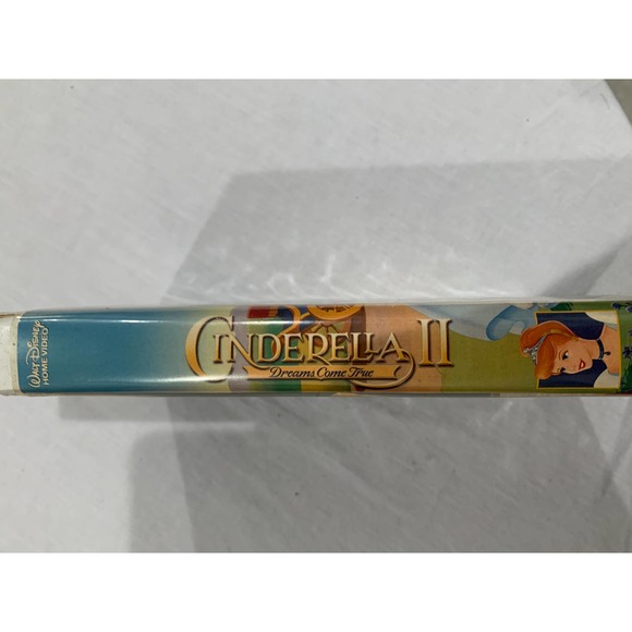 Walt Disney’s Cinderella II 2 Dreams Come True (VHS, 2002) - Picture 4 of 7